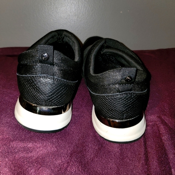 Gloria Vanderbilt Ava Slip on Sneakers Women's 10 - Picture 5 of 9